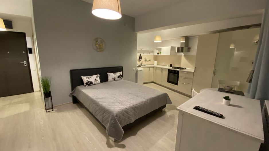GARSONIERA- UPTOWN RESIDENCE, CENTRALA PROPRIE, MOBILAT MODERN - Poză 1
