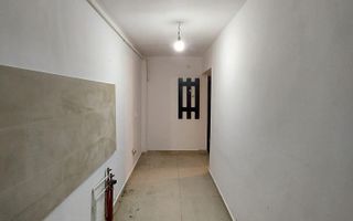 Grasoniera | Decomandat | 28MPU | Vasile Aaron - Poză 3