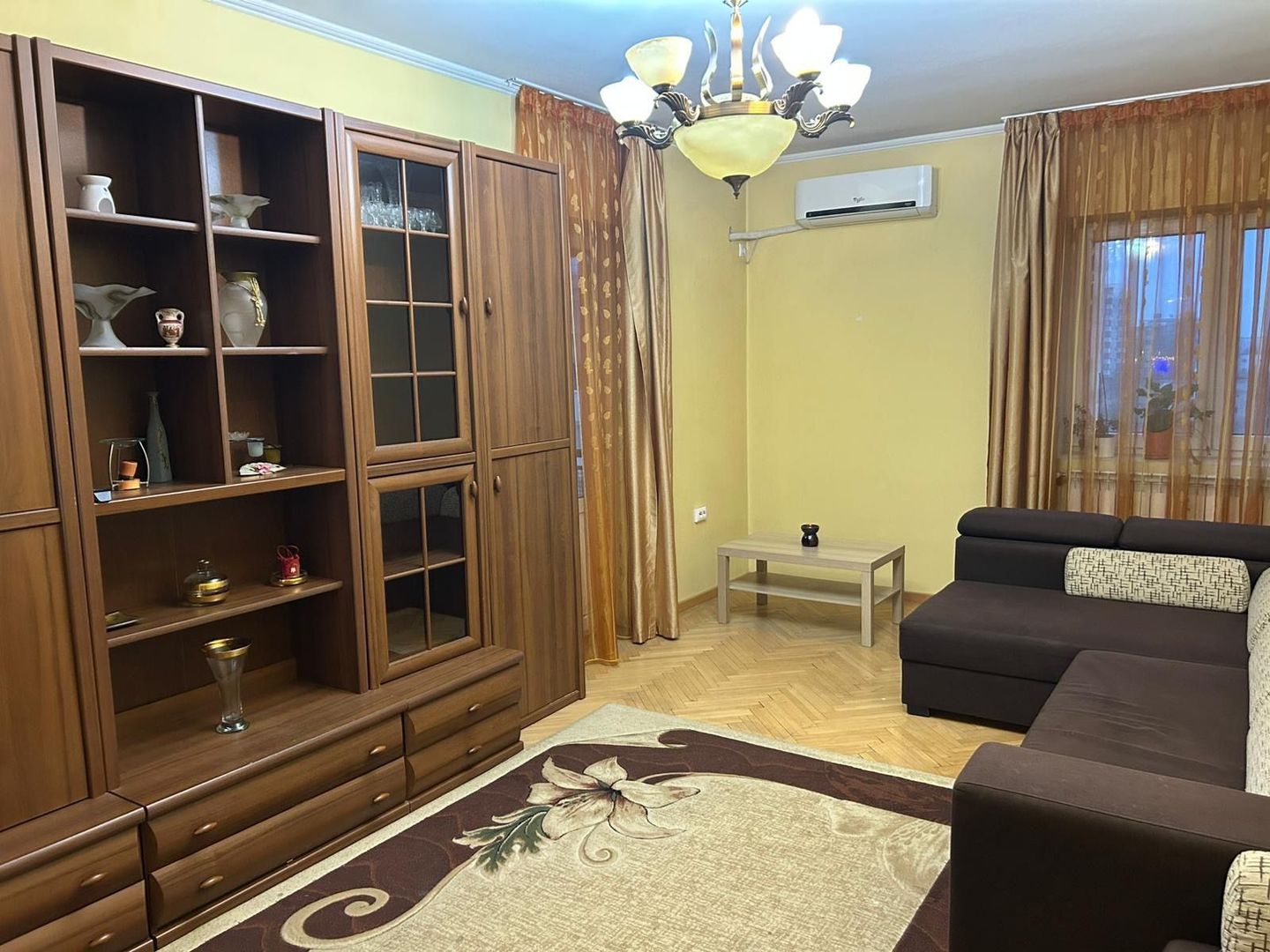 AP. 3 CAMERE VITAN, CENTRALA, PARCARE INCLUSA, METROU 15 MINUTE - Poză 4