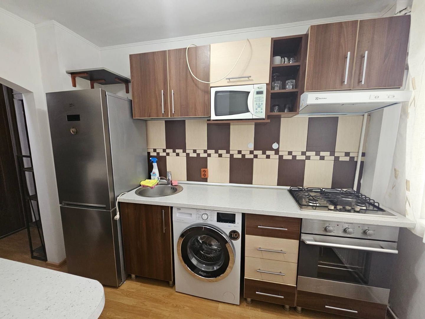 Apartament 3 camere, Negru Voda - Brancoveanu - Poză 4