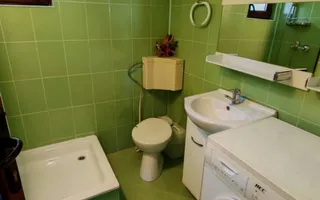 Casa / pensiune investitie sat Pestera, Moieciu, Bran - Poză 19