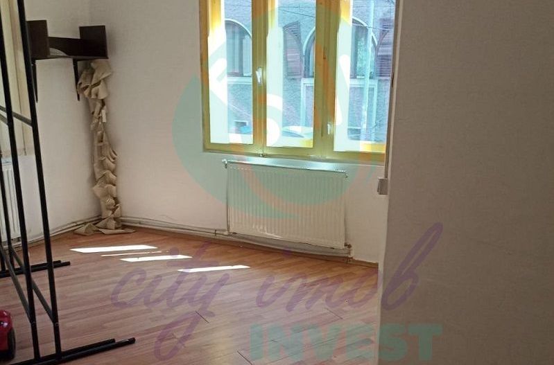 Parter in vila cu terasa de 10 mp - Poză 9