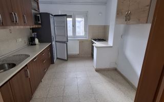 Aradului, 3 camere decomandat, 2 bai - Poză 4