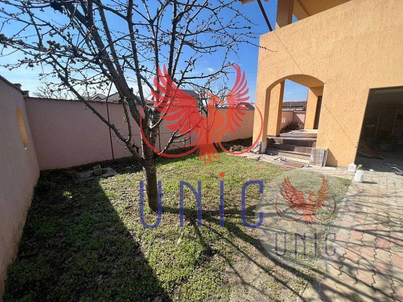 Casa, 4 camere, S+P+1E+M - Poză 7