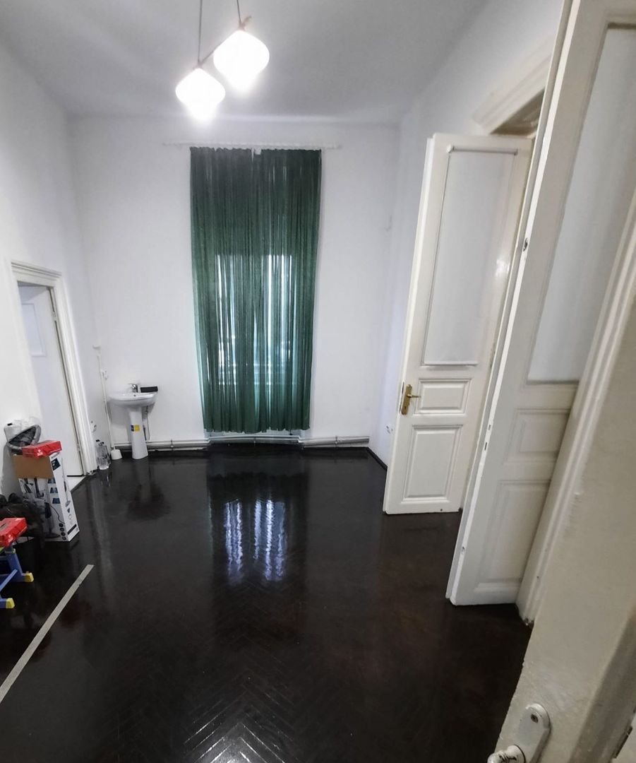 VILA - Parter 5 Camere, 140 mp si Demisol. Zona Ecaterina Teodoroiu. - Poză 5