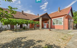 Casă cu 6 camere în Sânicolau Mare Timiș - Poză 23