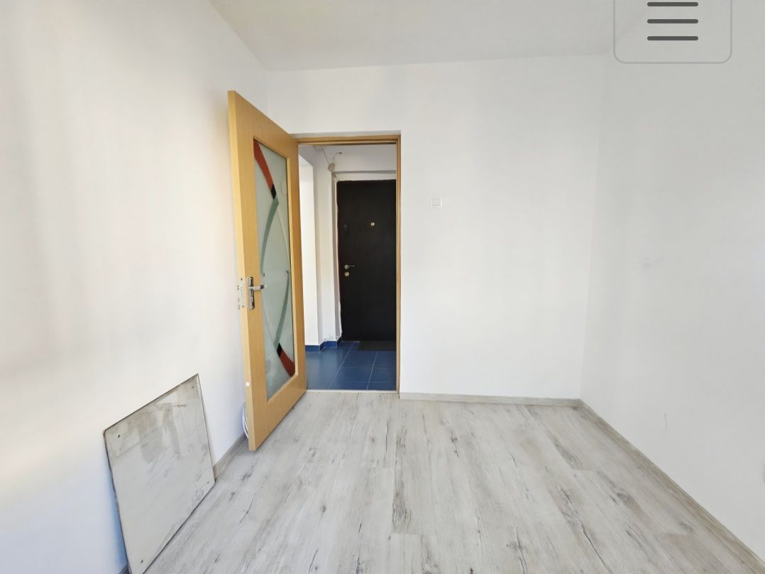 apartament 3 camere Mall Vitan renovat centrala proprie, metrou - Poză 2