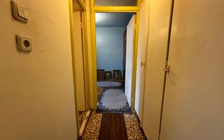 Etaj 1, 3 camere, spatios, 2 băi, centrală proprie – zonă excelentă - Poză 17