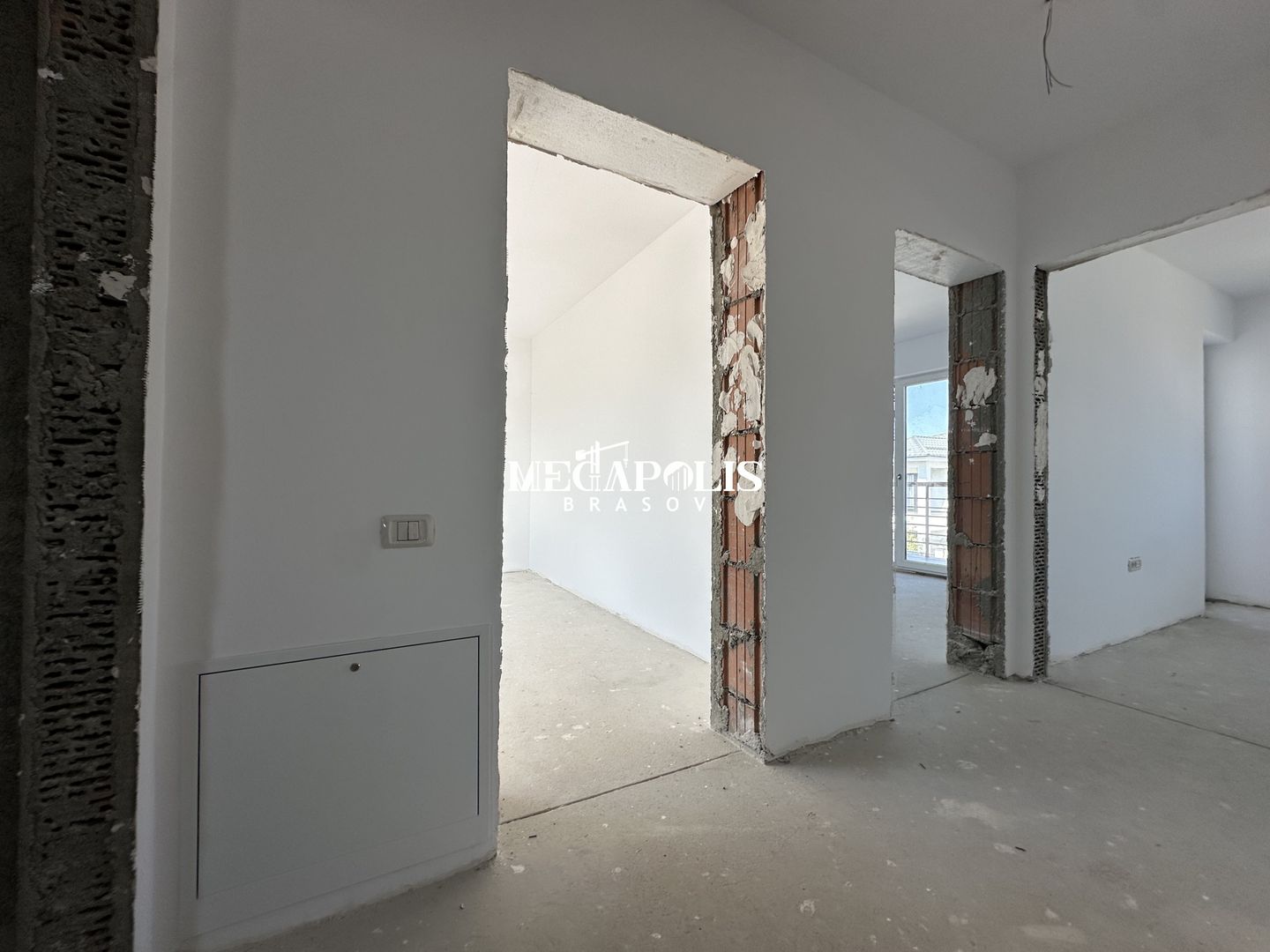 Intrarea in Sanpetru / Cartier Privat / Credit - Poză 15
