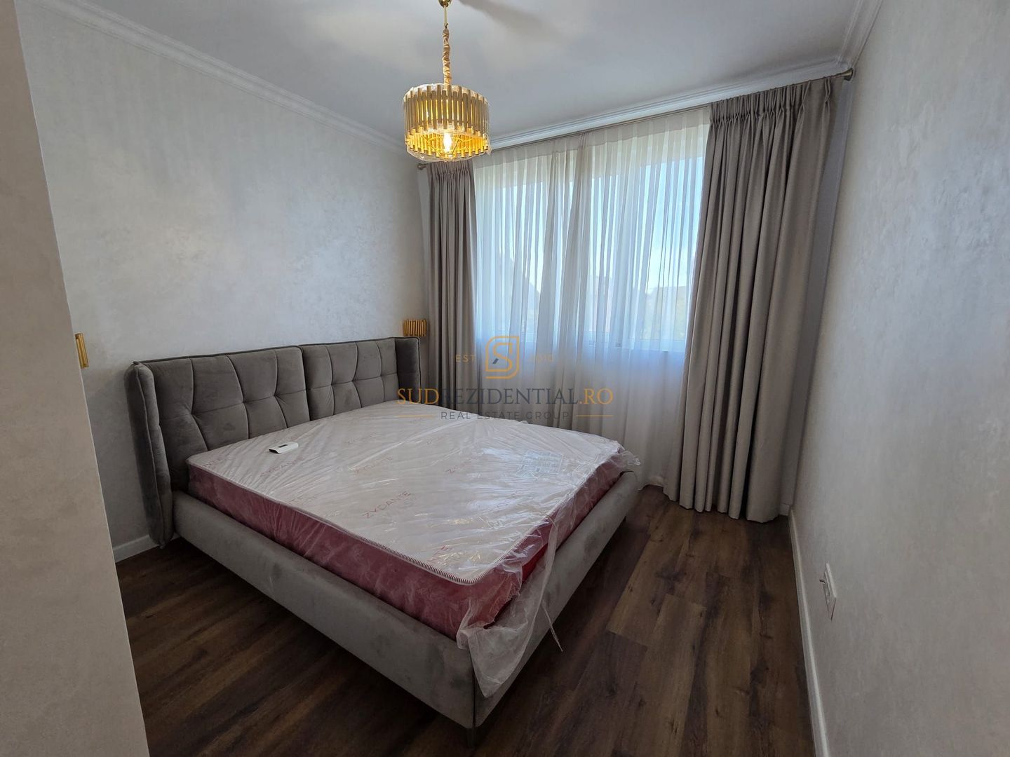 VILĂ MODERNĂ DE VÂNZARE –  POMPA DE CALDURA , PANOURI FOTOVOLTAICE - Poză 15