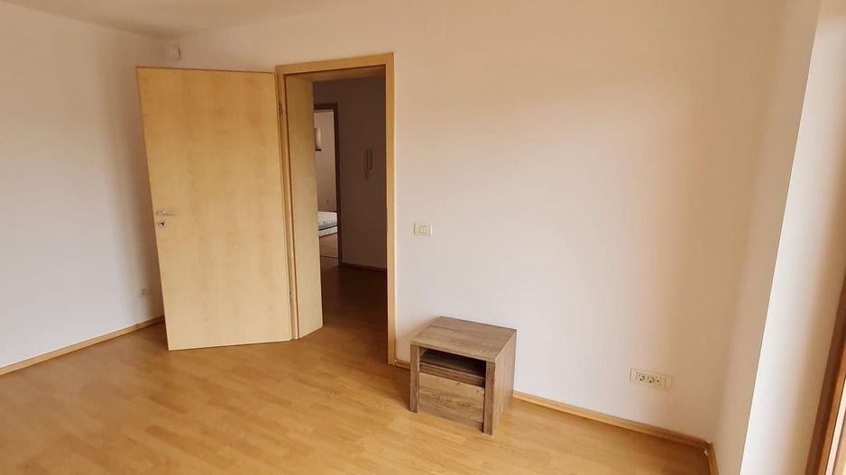 Super oferta!!!Vila spațioasă în Ghiroda! - Poză 11