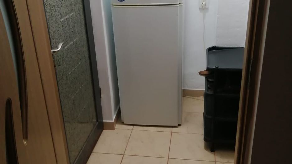 Vanzare garsoniera parter, Gavana zona Piata - Poză 8