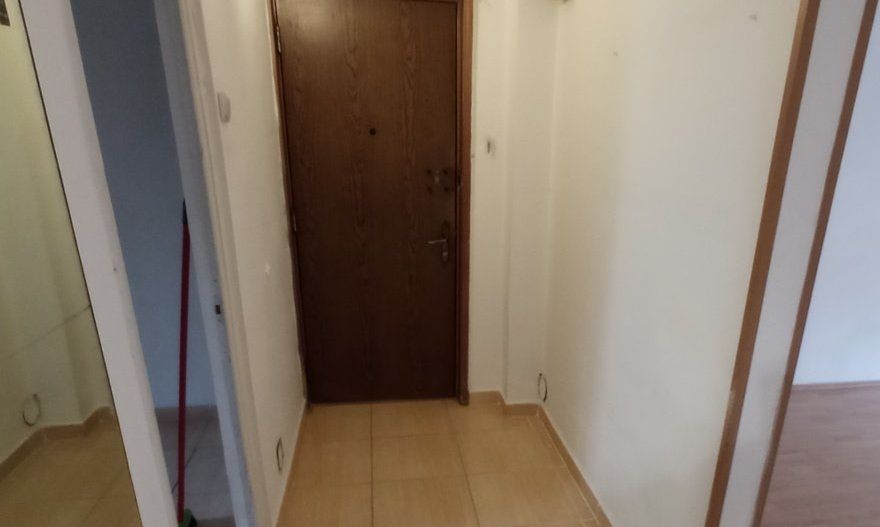 Închiriez apartament 3 camere nemobilat Str Avionului Sector 1 - Poză 1