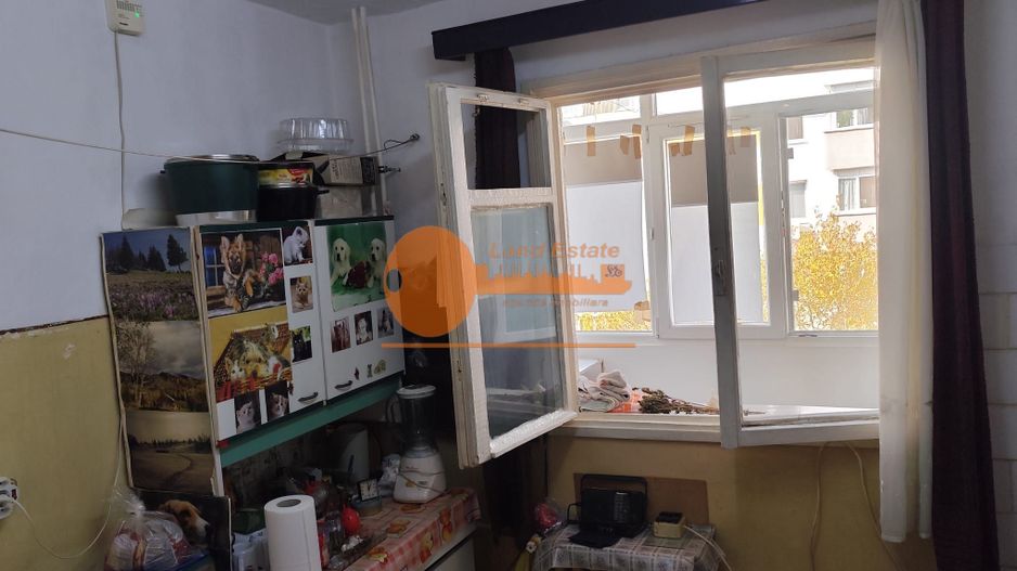 3 camere Rahova - 1983 - Poză 5