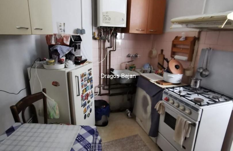 Curte in proprietate exclusiva // 180mp // Acces stradal - Poză 7