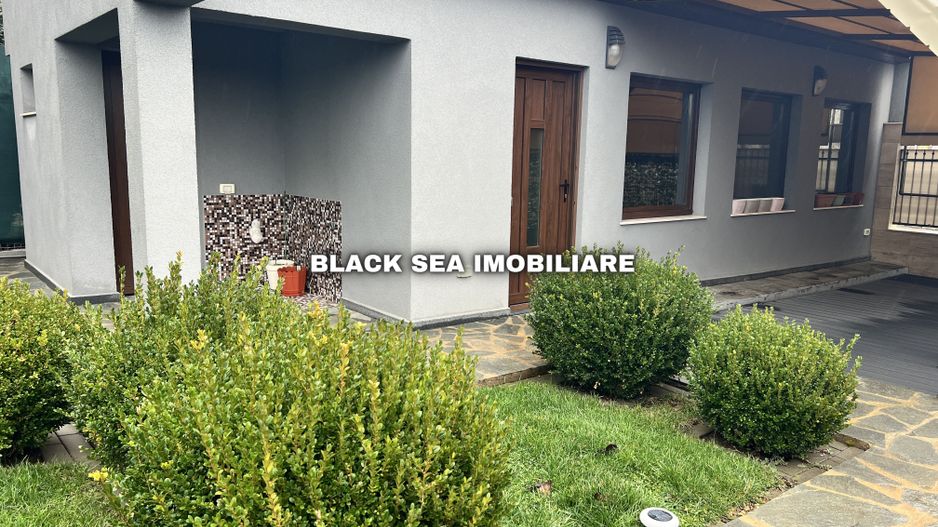 Vila de 7 Camere D+P+1+POD - Curte si garaj, EFORIE NORD Ocazie unica - Poză 25