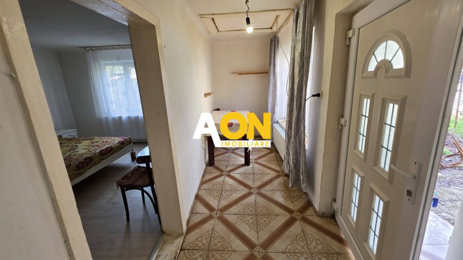Casa cu 2 camere, 300 mp teren, pretabila pt. muncitori, Cetate - Poză 6