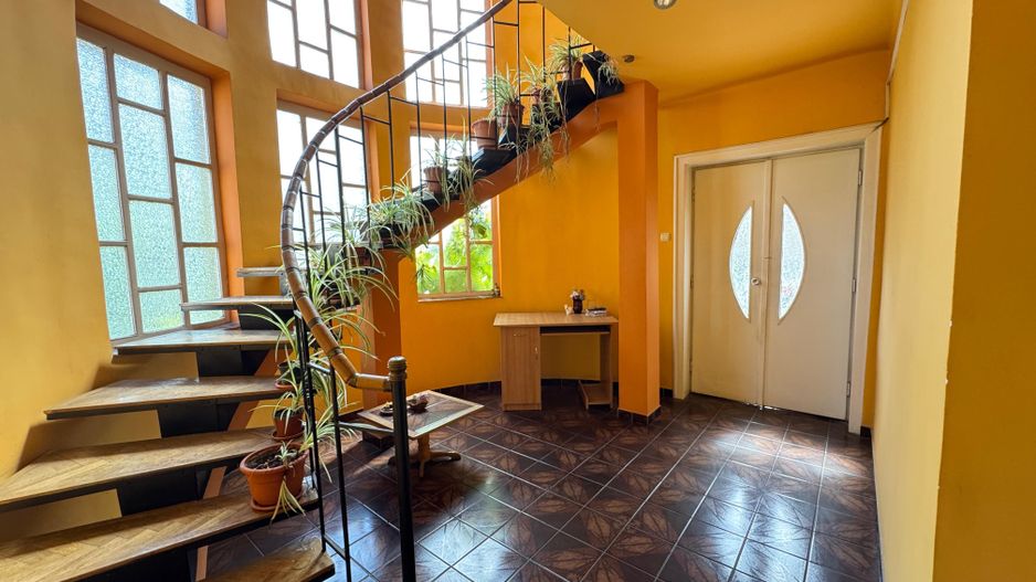 Casă de vânzare în Lugoj – Strada Grozăvescu - Poză 9