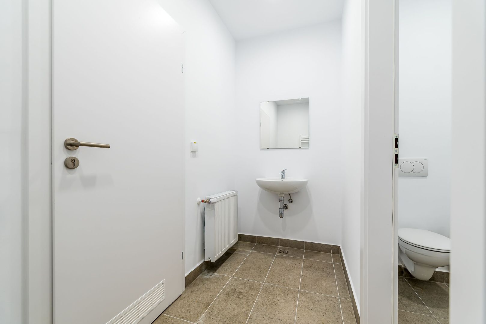 1202 mp - Hala industriala de inchiriat in Parc Industrial Arad - Poză 6