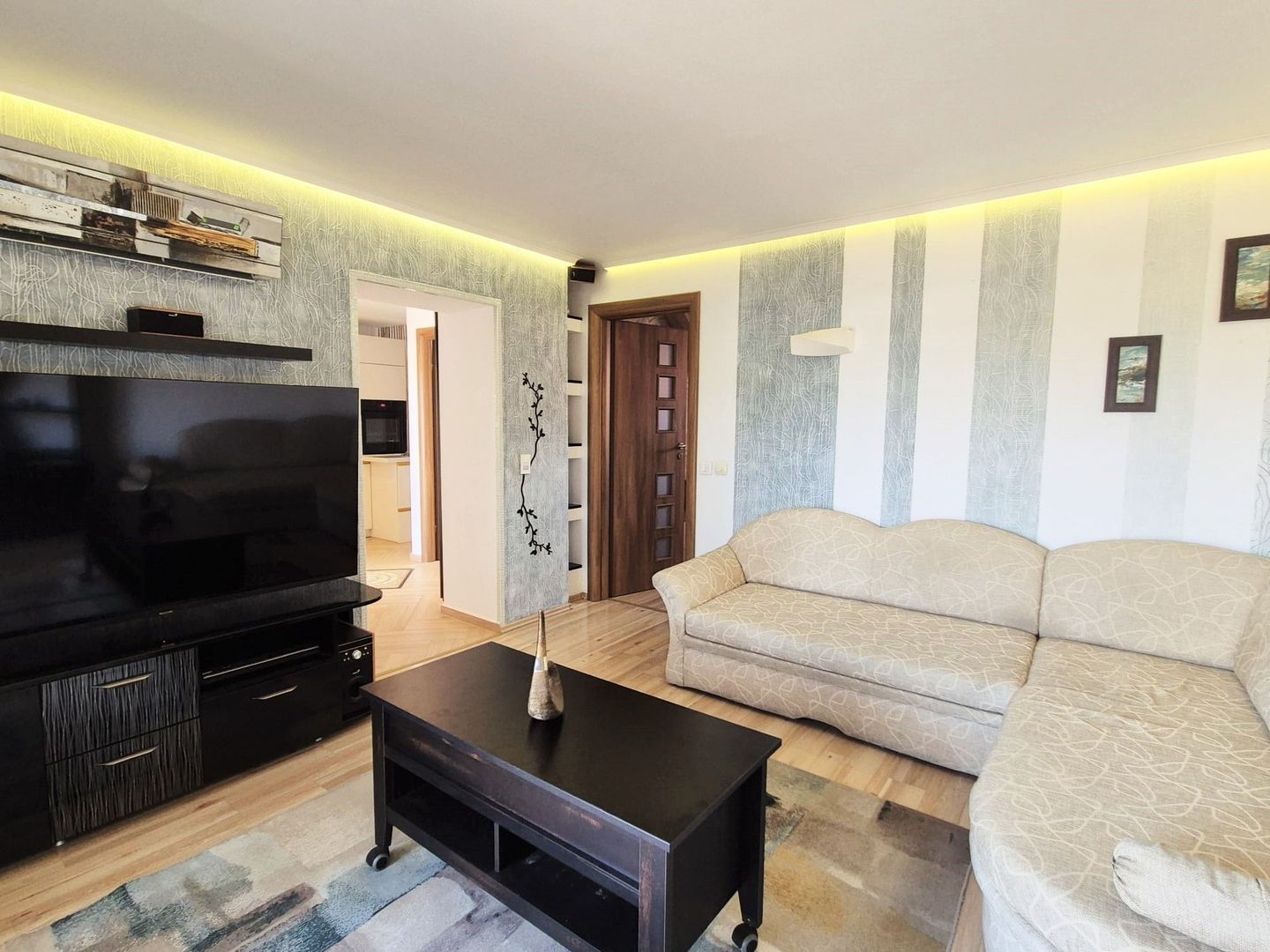 COMISION 0% - Apartament 2 camere renovat, mobilat-utilat, 53mp plus terasa20mp - Poză 8