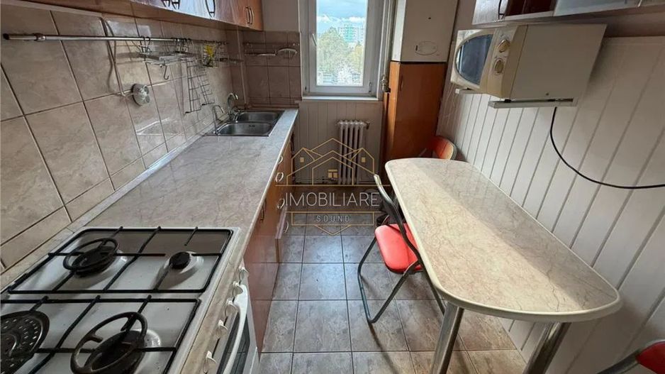 Apartament semidecomandat de închiriat cu 3 camere în Mănăștur - Poză 5