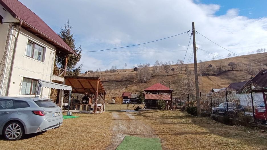 Casa si teren de 12000mp-Simon - Poză 14