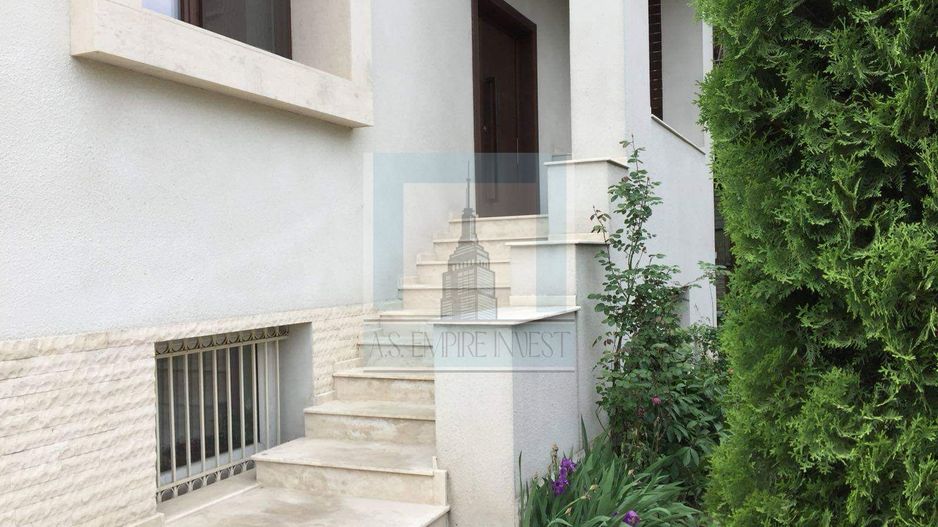 Spatiu pentru birouri de inchiriat in Centrul Istoric - Poză 2