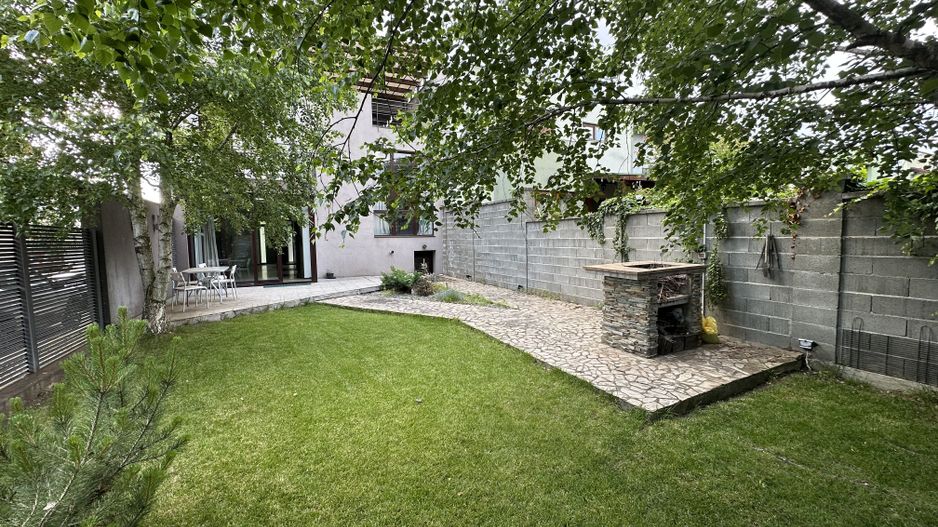 Duplex modern -   zona Lipovei - Poză 2