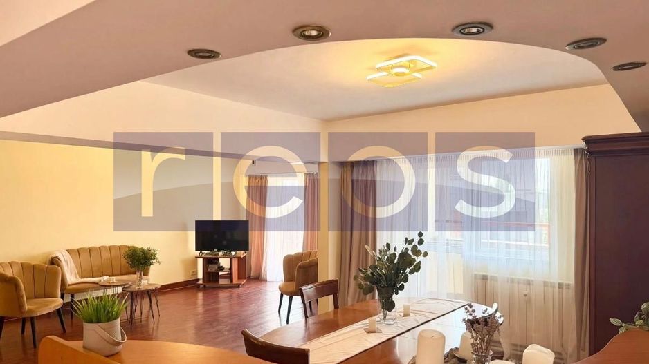 VANZARE PENTHOUSE 4 CAMERE | PIATA UNIRII | SAUNA | CENTRALA PROPRIE | - Poză 1