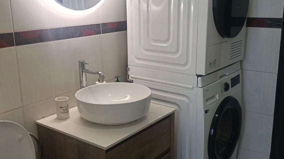 AP. 2 CAMERE MALL VITAN, PRIMA INCHIRIERE, RENOVAT, MASINA SPALAT VASE - Poză 4