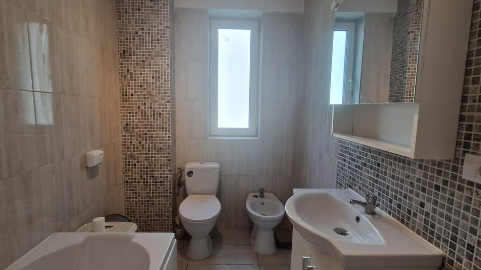 Apartament INTABULAT 2 camere 54 mp. mobilat 95000 euro - Poză 6
