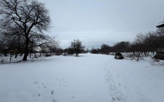 Casă cu teren generos în Buciumi - Poză 7