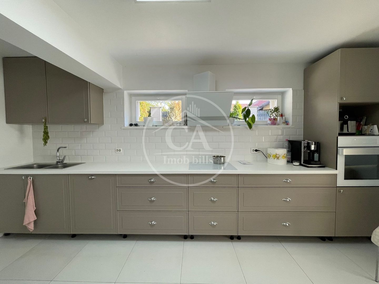 Casa de vanzare cu 10 camere in Santandrei, Bihor - Poză 11