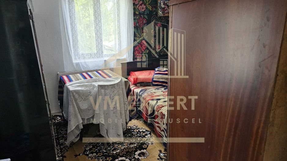 Casa de vanzare zona pitoreasca - Poză 7