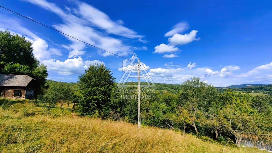 Casa,anexe si14.328 mp teren partial intravilan, com. Bulz, jud. Bihor - Poză 4