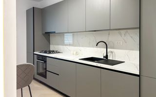 Chirie I Studio dublu premium | Etaj 9 | Vedere Sky Tower - Poză 8