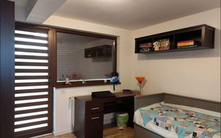 Casa cu 4 camere | Dezmir | Parcare Proprie - Poză 3