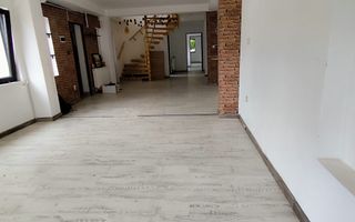 Spatiu comercial/vila cu teren de inchiriat in zona Buzesti - Poză 3