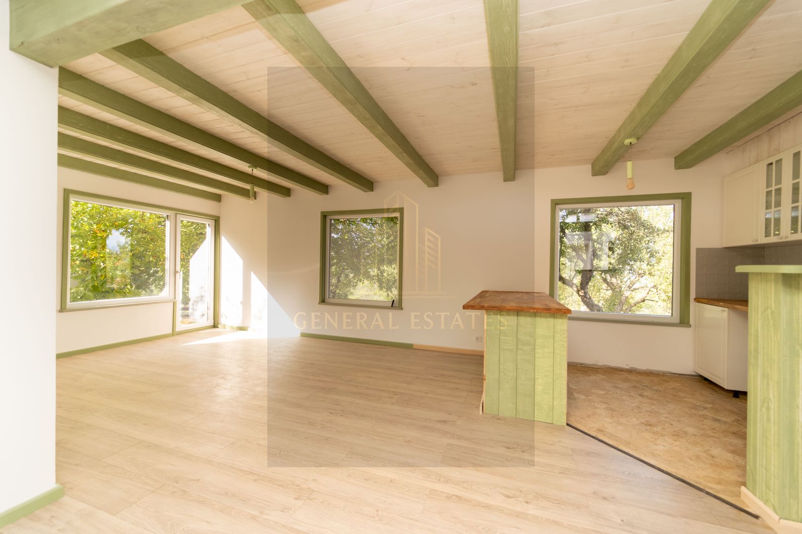 Casa de vacanță din Tohănița – locul unde muntele întâlnește liniștea - Poză 9