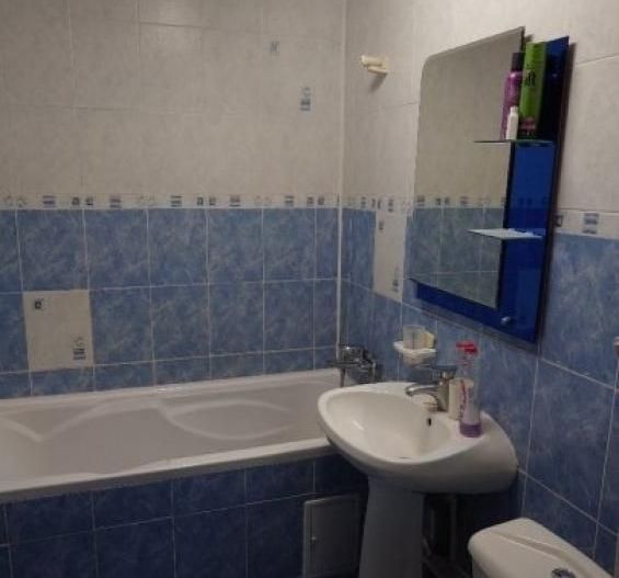 Vanzare Apartament 2 camere, decomandat, boxa, 14 min metrou Dristor - Poză 4