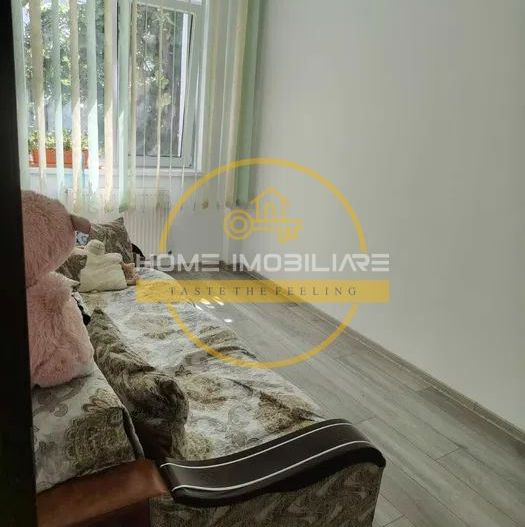 Apartament cu 3 camere de inchiriat / Etajul 2 / zona Podu Ros - Poză 2