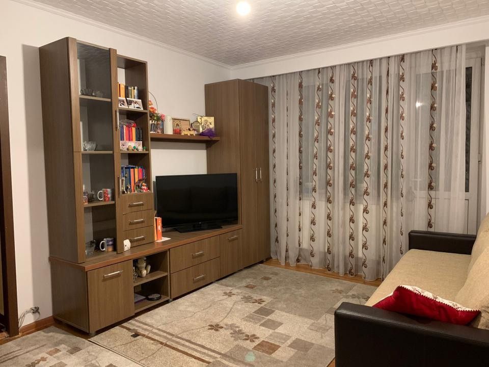 Vanzare Apartament Craiovei - Poză 2