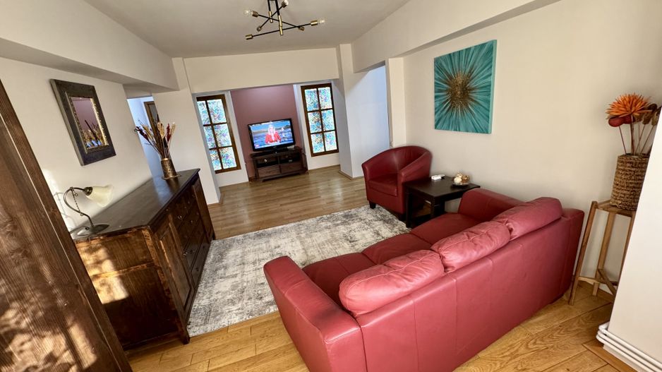 APARTAMENT SPATIOS SI LUMINOS - Poză 2