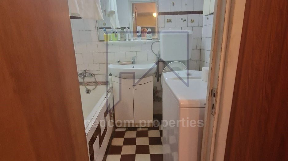 Vanzare apartament 4 camere Drumul Taberei - Poză 6