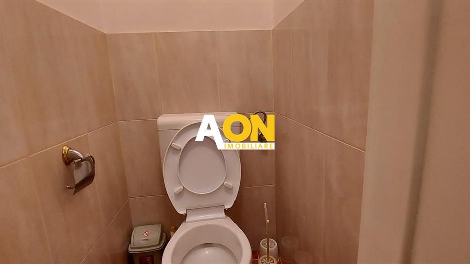 1/2 duplex  5 camere 232 mp teren cu garaj si curte ultracentral - Poză 16