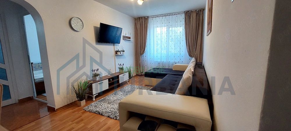 Apartament 3 camere, etaj 3, 55 mp, zona Deal Pașcani, lângă Colegiul M. Sadoveanu - Poză 1