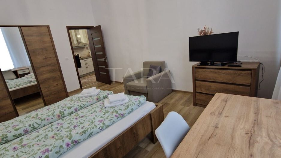 Apartament 2 camere decomandat, mobilat complet – zona Liceul Barițiu. - Poză 1