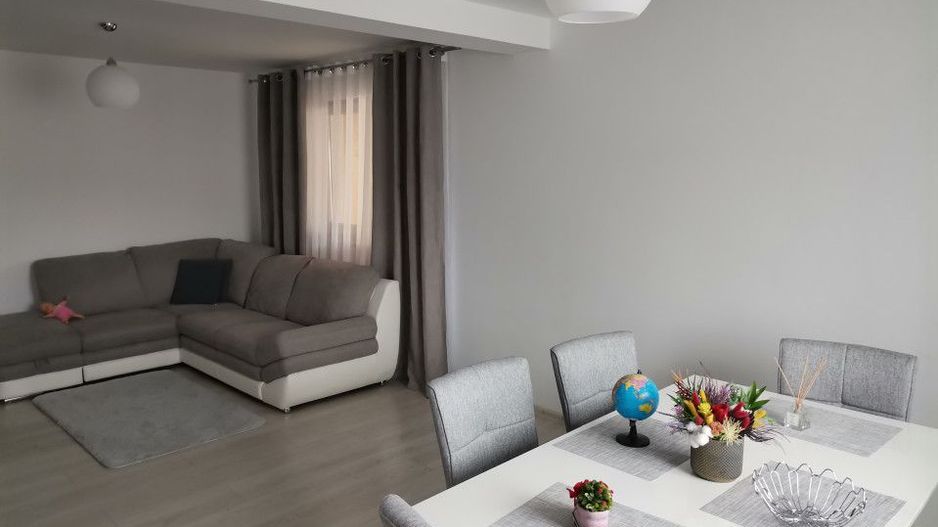 Vanzare vila Trivale - Poză 3