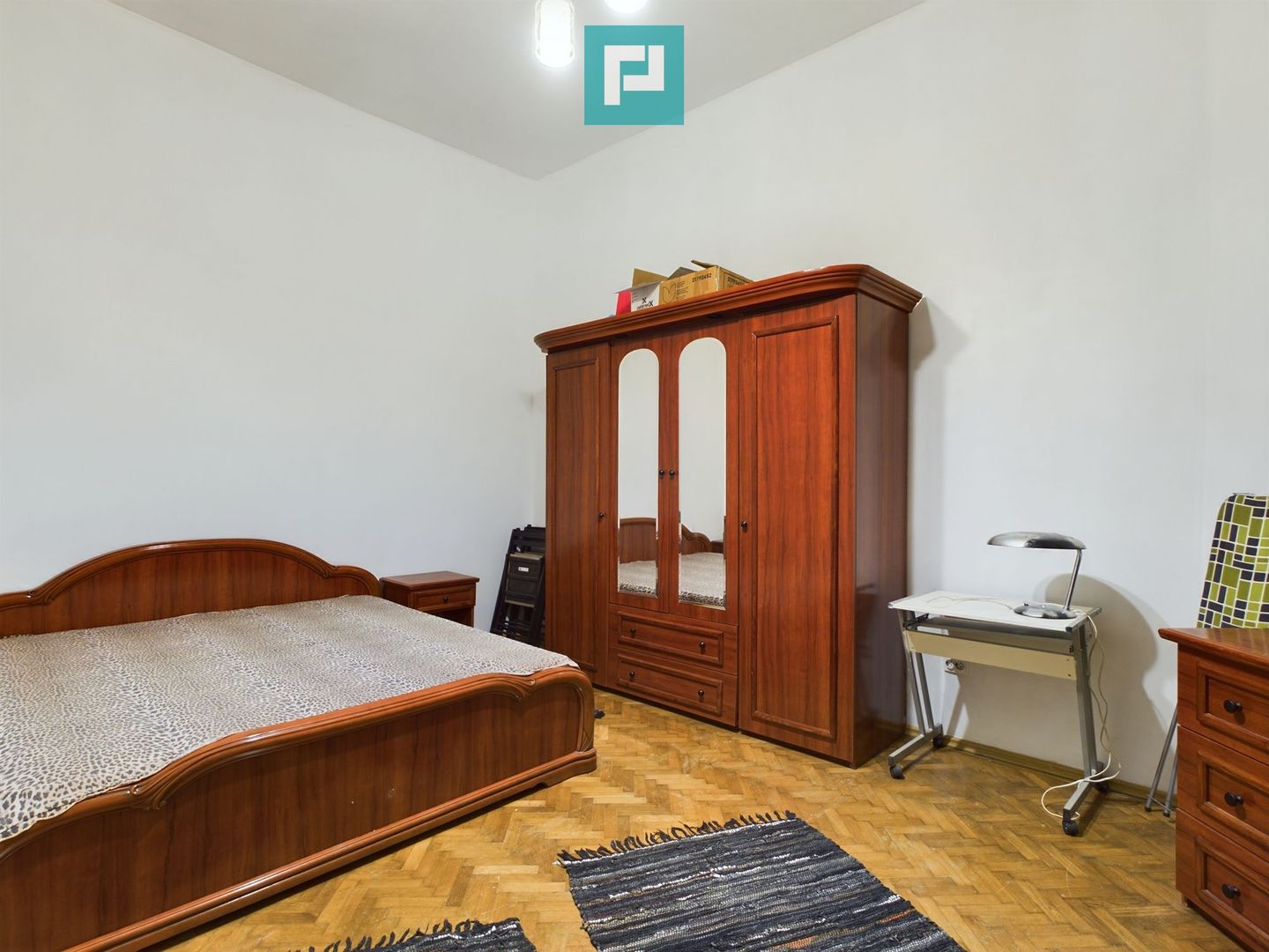 Apartament cu 2 camere la casă zonă centrală - Poză 7