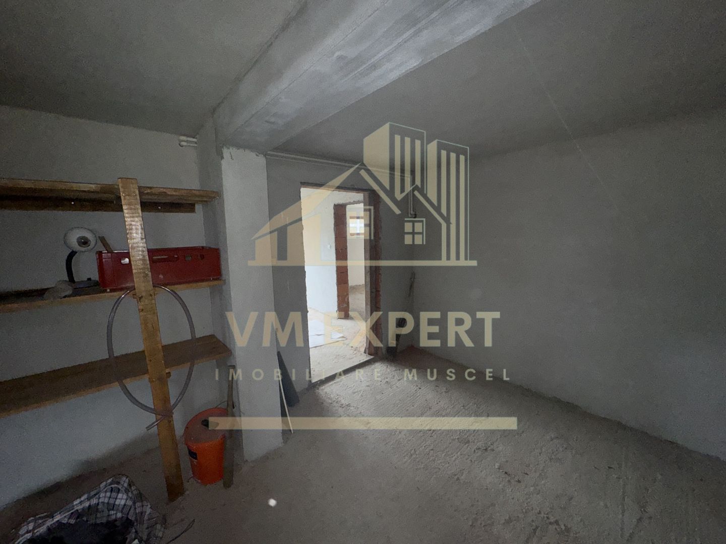 VILA 7 CAMERE TEREN 1654 MP BUGHEA DE JOS ARGES - Poză 37